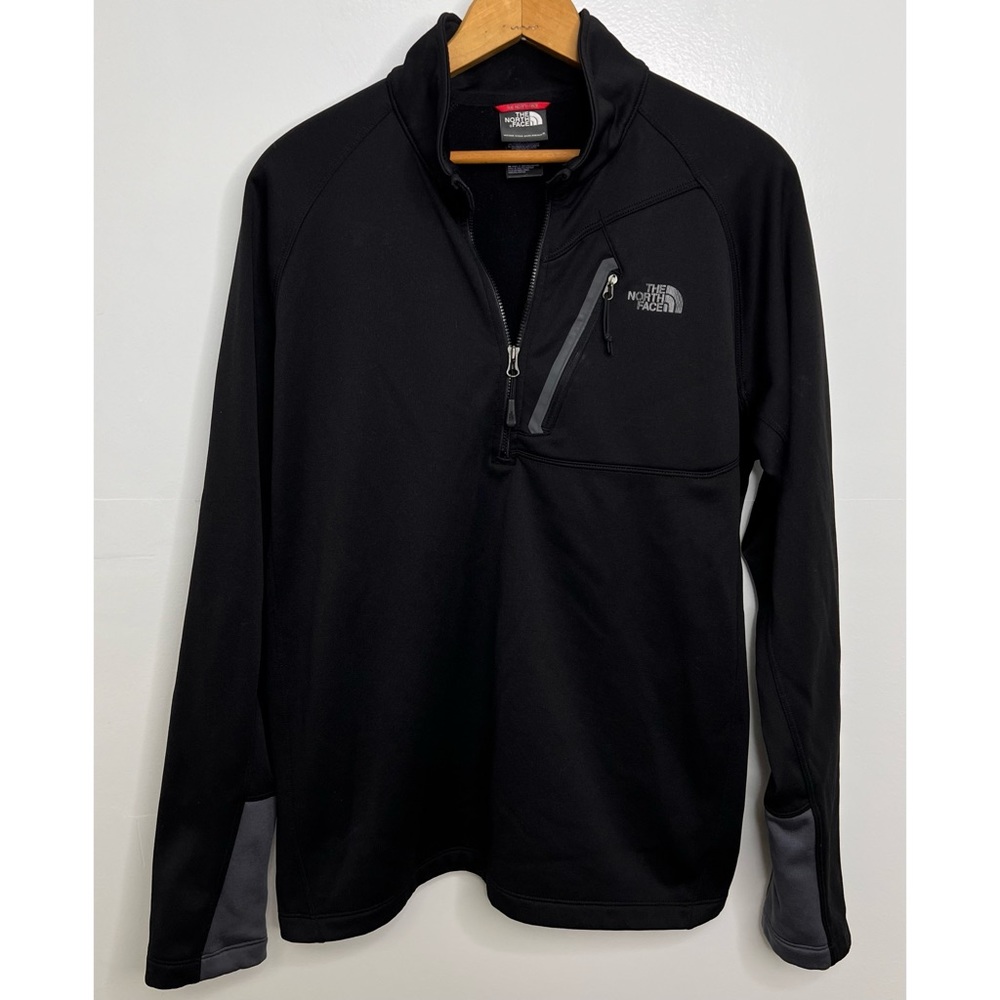 THE NORTH FACE Men’s Black Half Zip Jacket